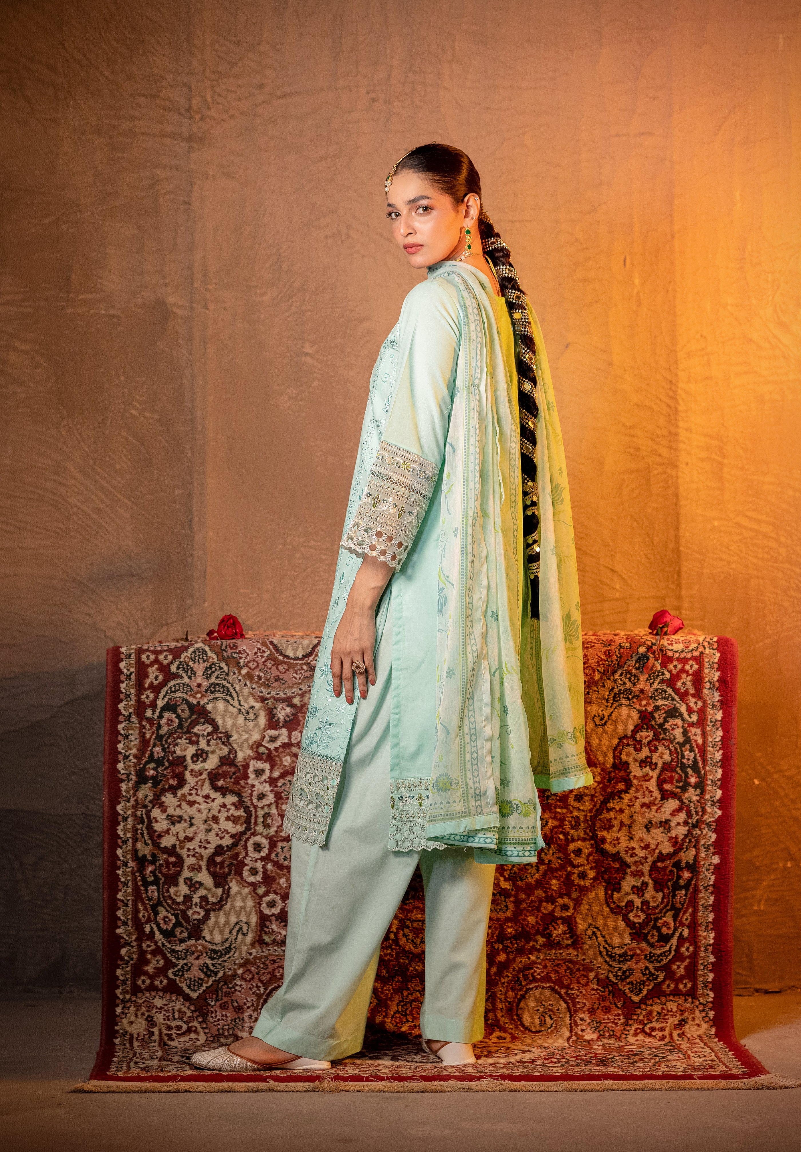 Verdelle | 3 pcs Stitched Premium Lawn dress